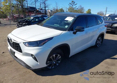 2021 Toyota Highlander Xle из США, поврежденный, VIN 5TDGZRBH1MS115740